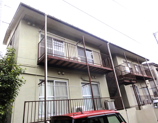 相模原市でのアパート外壁塗装 【工事中現場】